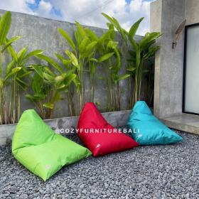 Triangle Chair (L)