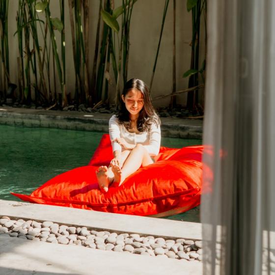 Floating Beanbag (L)