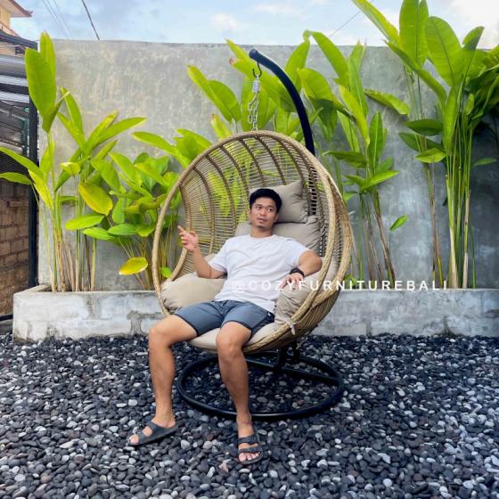 Hanging Chair Type 09
